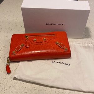Balenciaga Agneau Giant 12 Gold Hardware Continental Zip Around